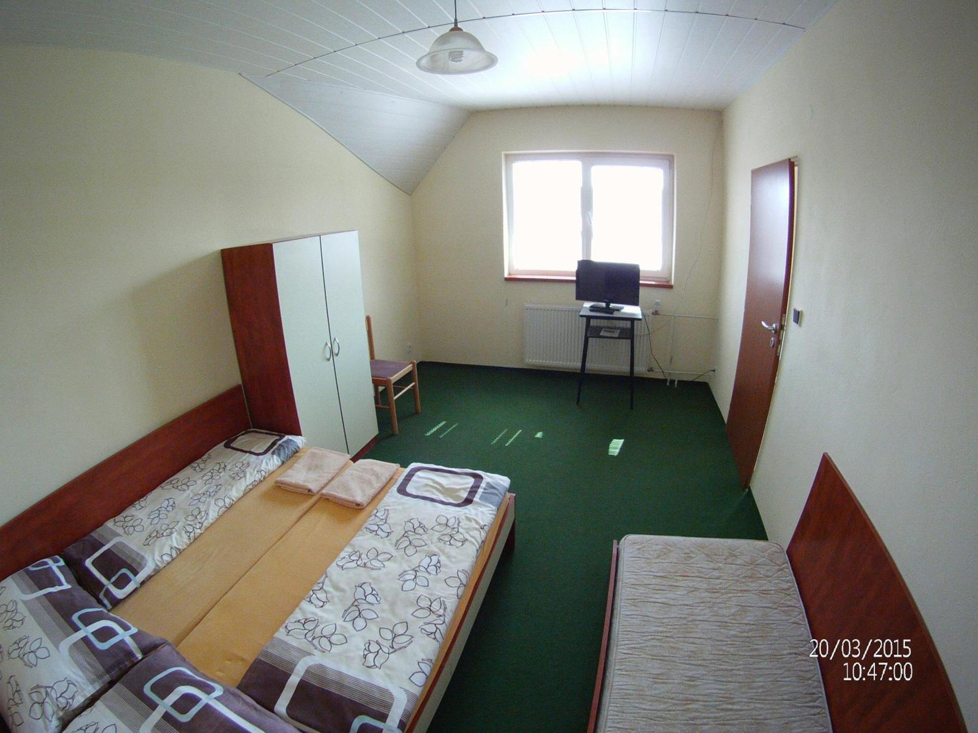 Penzion Kaplna Kamer foto