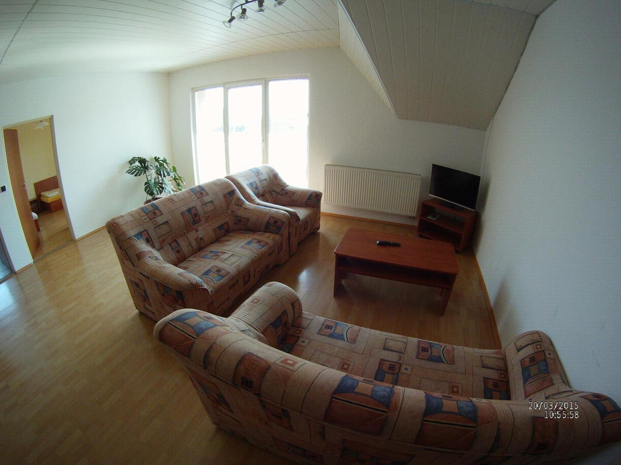 Penzion Kaplna Kamer foto
