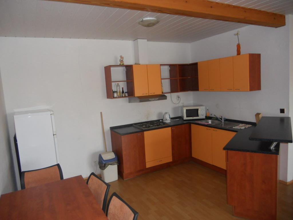 Penzion Kaplna Buitenkant foto